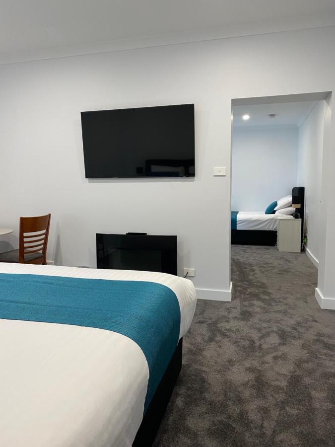 Beach Hotel Burnie Esterno foto
