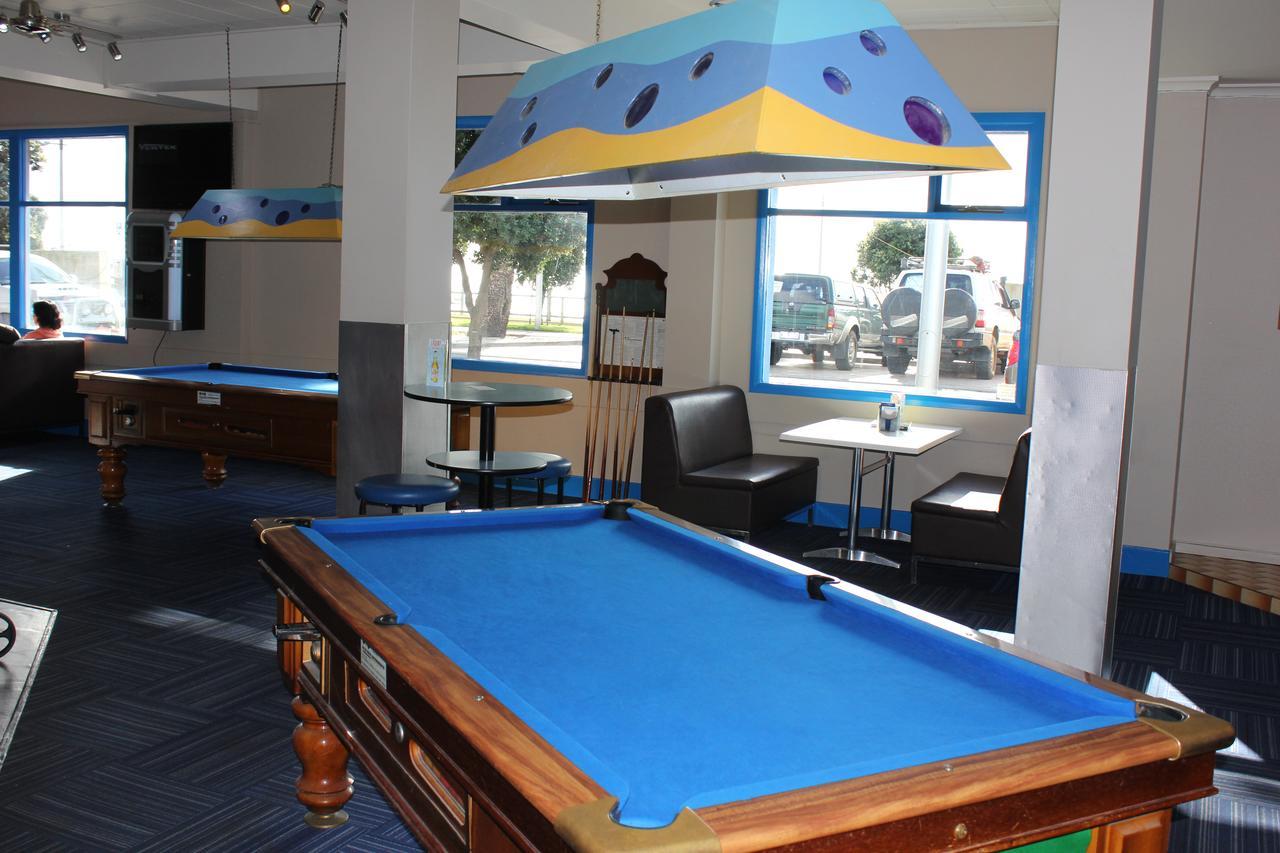 Beach Hotel Burnie Esterno foto