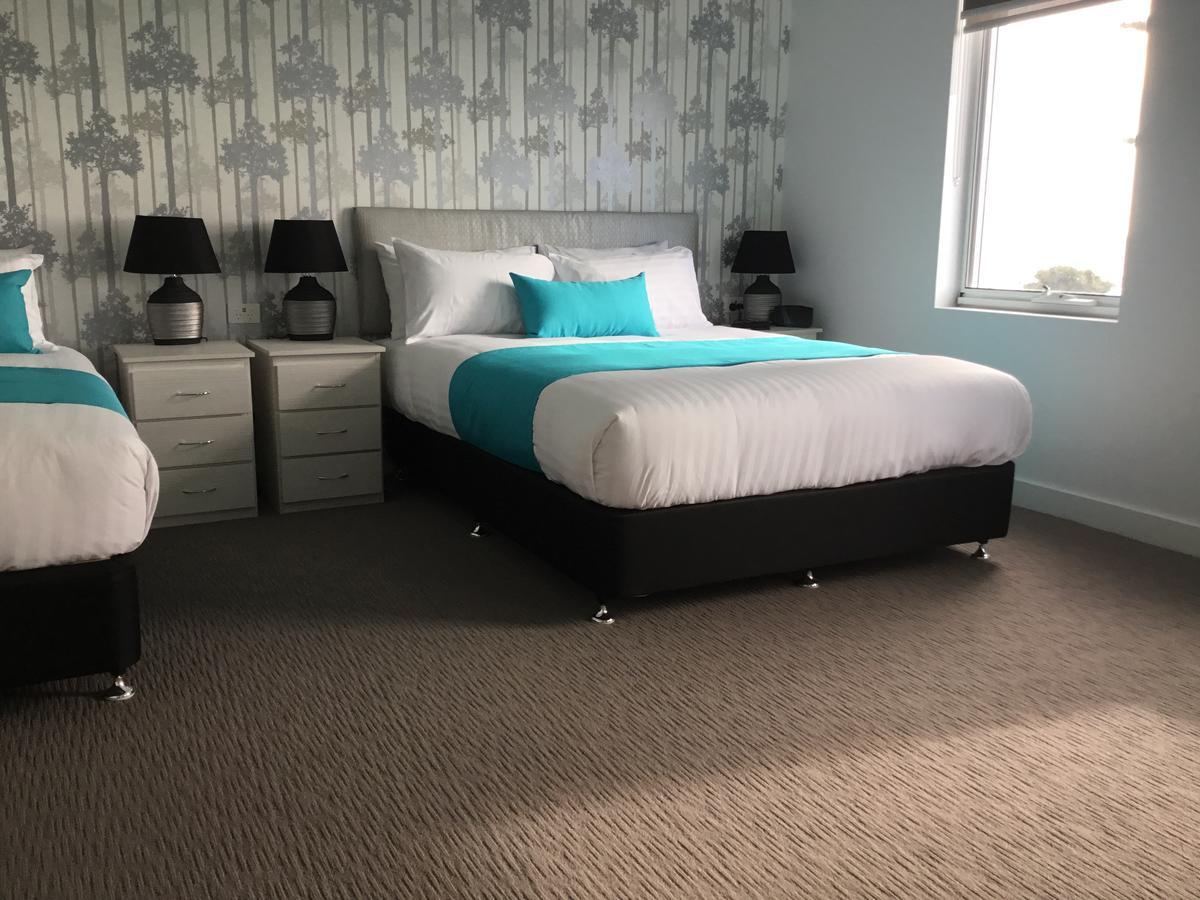 Beach Hotel Burnie Esterno foto