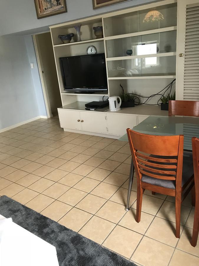 Beach Hotel Burnie Esterno foto