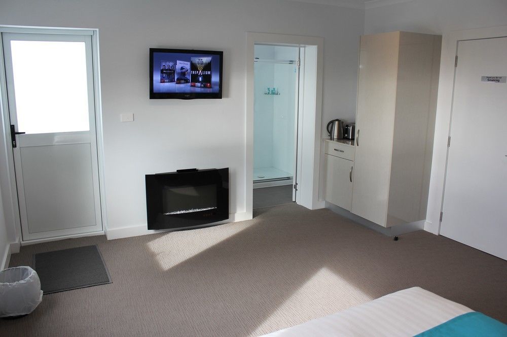 Beach Hotel Burnie Esterno foto